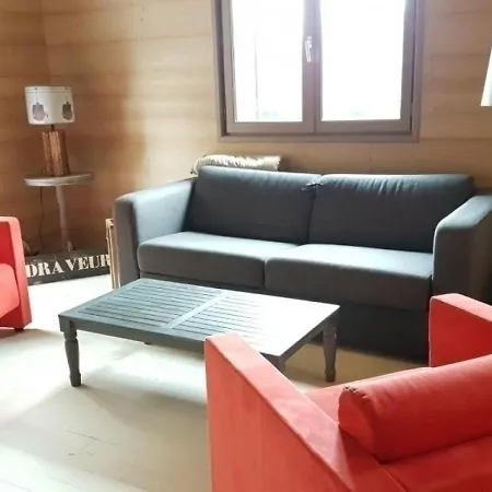 Chalet Besse-et-saint-anastaise-super Besse, 7 Pieces, 10 Personnes - Fr-1-395-38