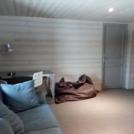 Chalet Besse-et-saint-anastaise-super Besse, 7 Pieces, 10 Personnes - Fr-1-395-38 Super Besse